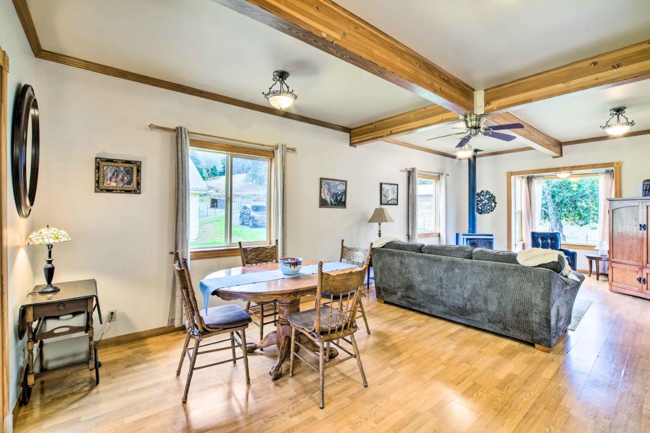 Quaint Coquille Getaway Near Beaches And Parks! المظهر الخارجي الصورة