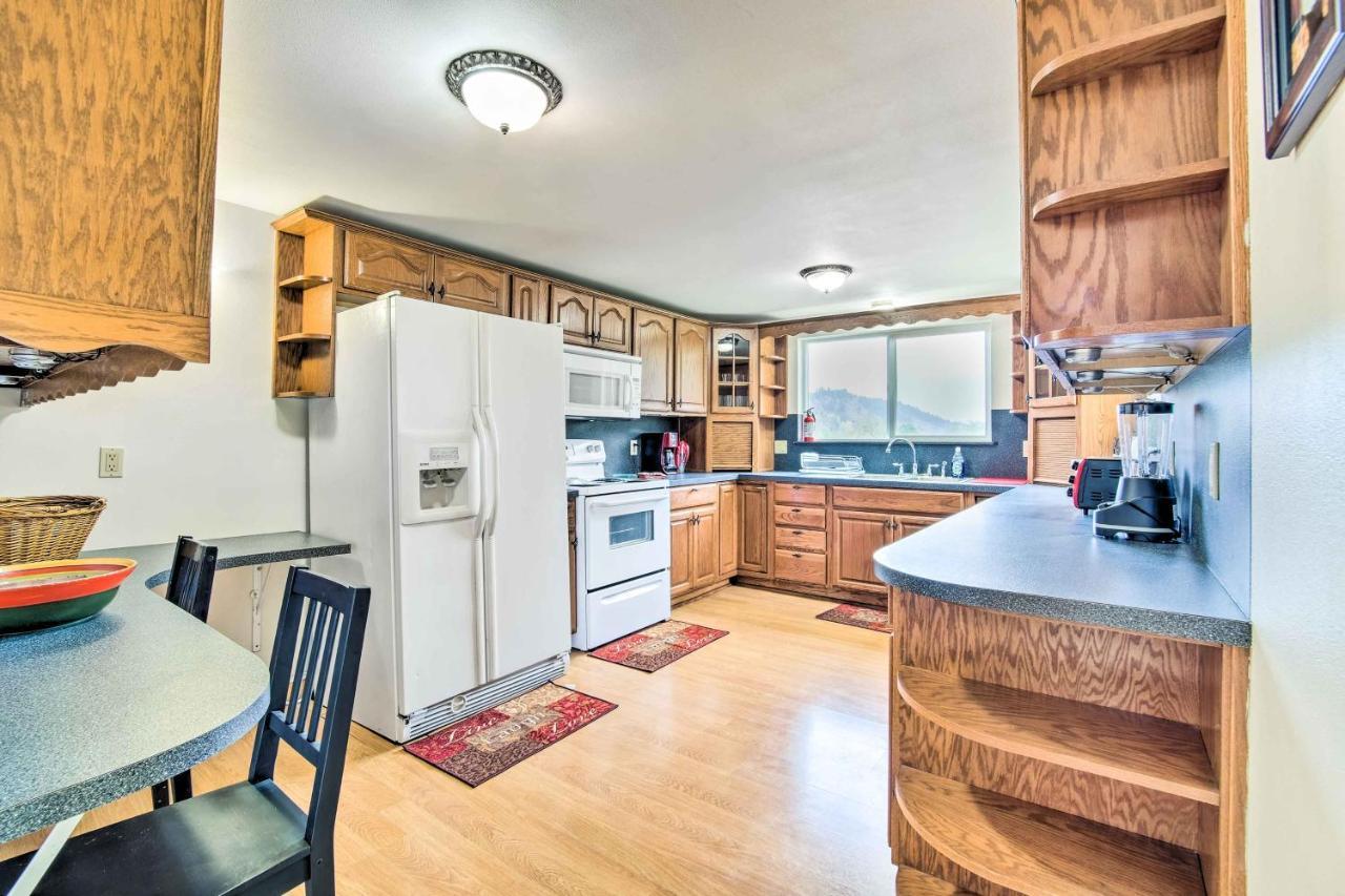 Quaint Coquille Getaway Near Beaches And Parks! المظهر الخارجي الصورة