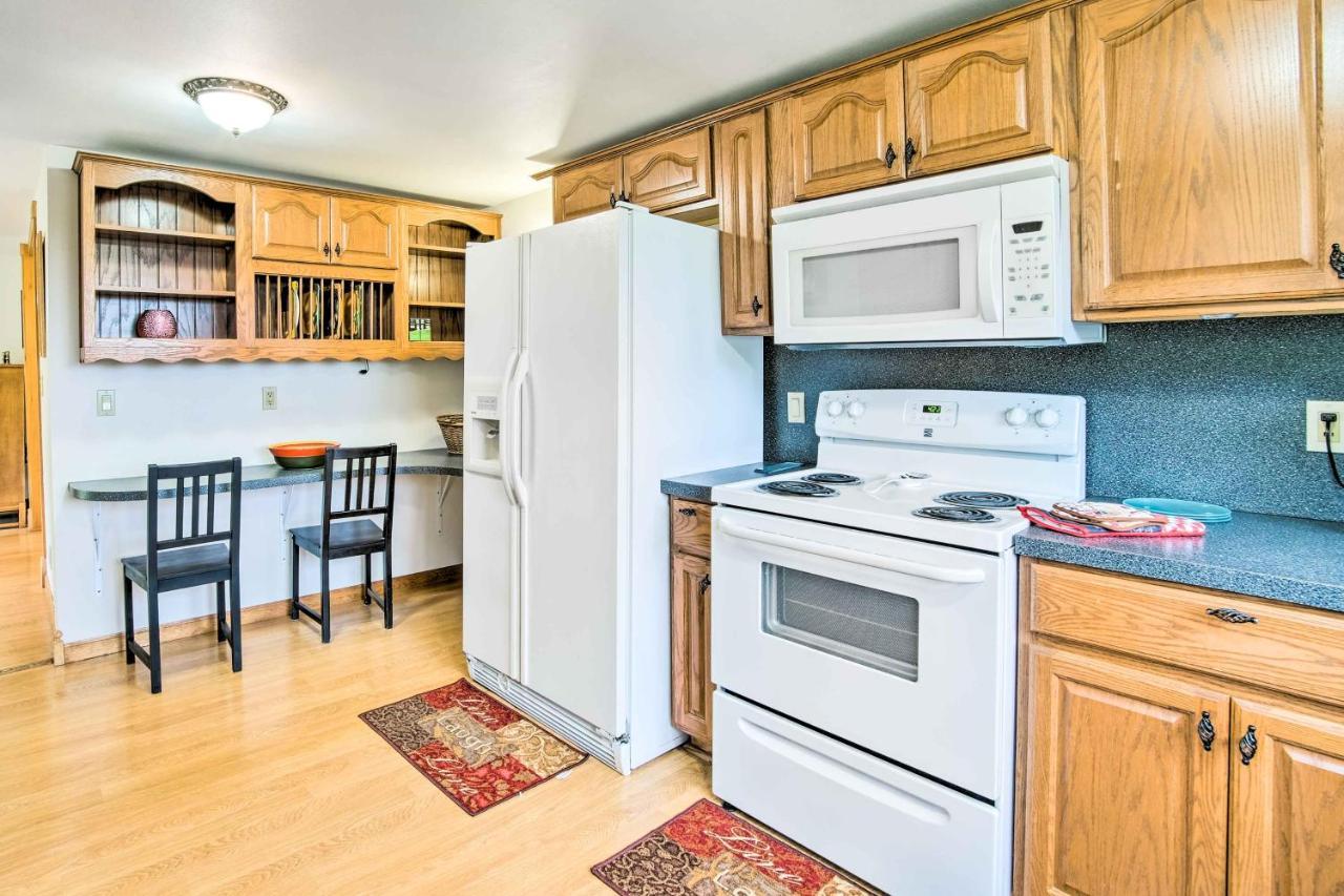 Quaint Coquille Getaway Near Beaches And Parks! المظهر الخارجي الصورة